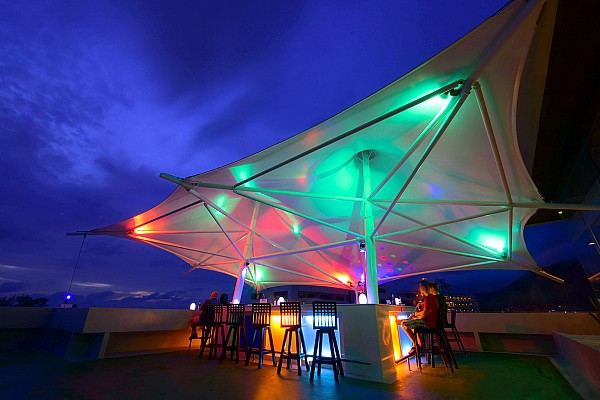 Alfresco Sky Bar