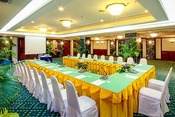 Khun Thanit room